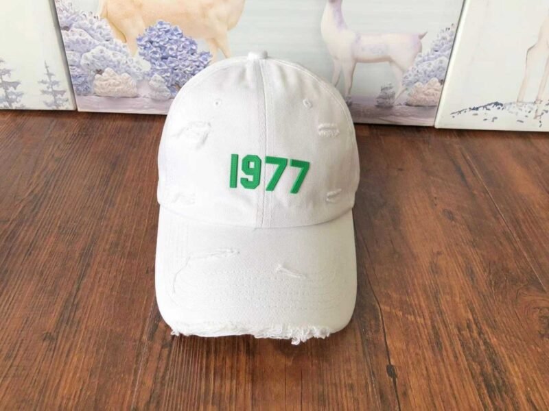 Essentials 1977 White Cap